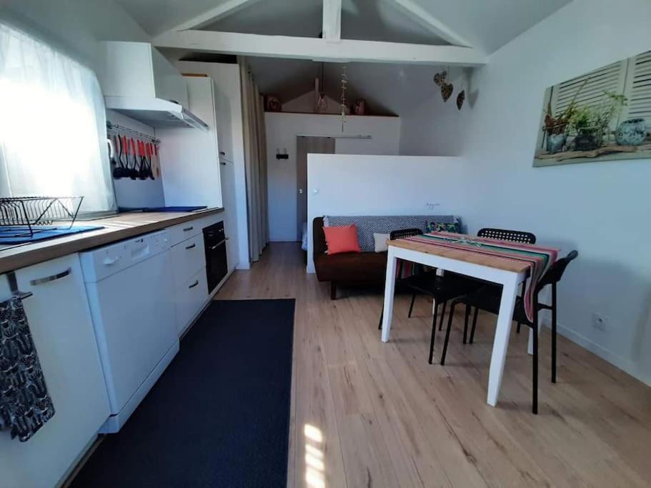 La Maisonnette De Suzette Lanton Exteriör bild